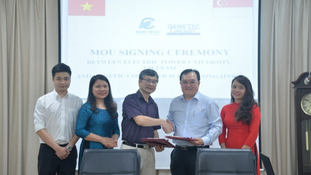 Trường Đại học Điện lực ký kết biên bản ghi nhớ với Trường máy tính Genetic (Singapore)