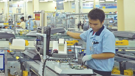 Bloomberg: Việt Nam đua top xuất khẩu hàng điện tử sang Mỹ