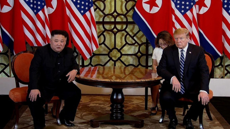 Tin ảnh: Trump - Kim gặp nhau ở biên giới Hàn - Triều
