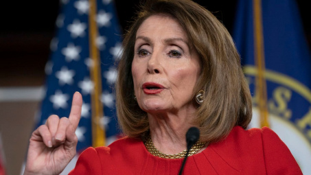 Tin ảnh: Liệu ông Trump có "vào tù" theo ý bà Pelosi?