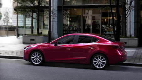 Vượt mốc 50.000 xe, Mazda3 nhận ưu đãi "khủng"
