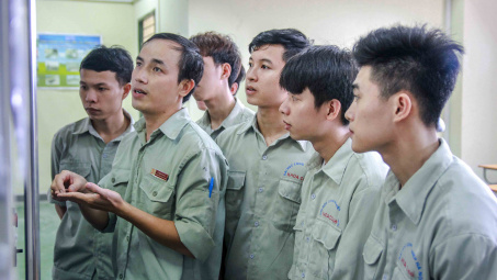 Phát triển nguồn nhân lực cho ngành công nghiệp hỗ trợ
