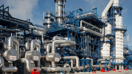 Gazprom Neft nâng cao năng lực sản xuất nhiên liệu có trị số octan cao