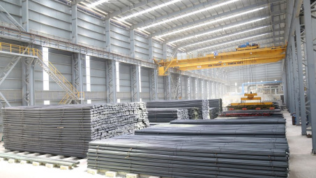 Hòa Phát cung cấp ra thị trường hơn 1,3 triệu tấn thép sau 6 tháng