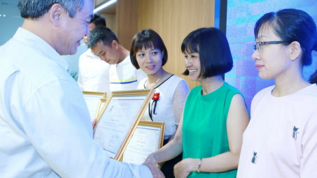 Petrolimex: Vinh danh 25 nhân viên bán hàng xuất sắc miền Bắc năm 2019