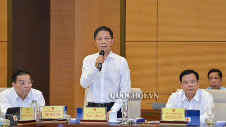 Bộ trưởng Trần Tuấn Anh trả lời chất vấn về kiểm soát chất lượng xăng dầu và cách xác định hàng hóa Việt Nam