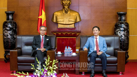 Hỗ trợ doanh nghiệp Việt quản lý rủi ro trong xuất nhập khẩu