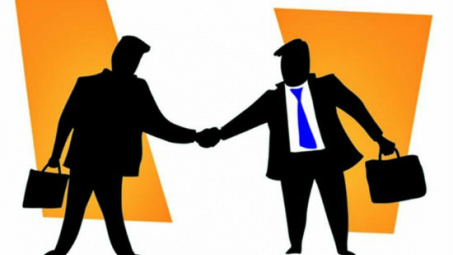 Các bên giao kết hợp đồng tiêu dùng: So sánh giữa hệ thống luật của Pháp và Việt Nam