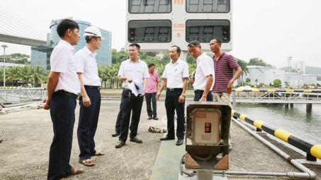 Cảng dầu B12 sẵn sàng vận hành cập tàu bằng công nghệ định vị laser