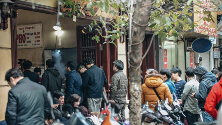 “Miếng ăn là miếng nhục”