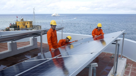 EVNSPC phát hơn 7,5 triệu kWh điện mặt trời mái nhà lên lưới điện quốc gia