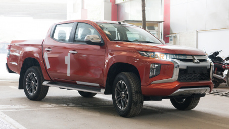 Vào Ngâu, giá xe Mitsubishi giảm tới cả trăm triệu đồng
