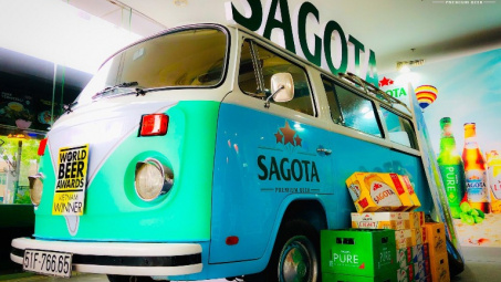 Check in cùng chiếc xe mang thương hiệu Sagota