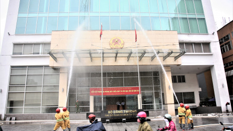 Cục Công tác phía Nam: Diễn tập phương án chữa cháy - Cứu nạn cứu hộ năm 2019