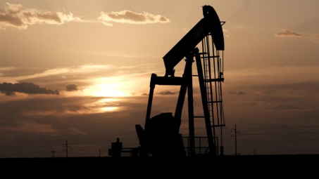 Giá dầu dừng tăng trước thông tin cả Mỹ và Saudi Arabia đảm bảo nguồn cung