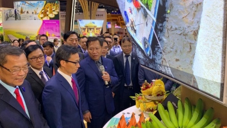 Tiếp tục dẫn đầu lượng doanh nghiệp tham gia CAEXPO, Việt Nam quyết tâm đẩy mạnh xuất khẩu