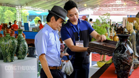 Đưa sản phẩm công nghiệp nông thôn vào phân phối trong siêu thị