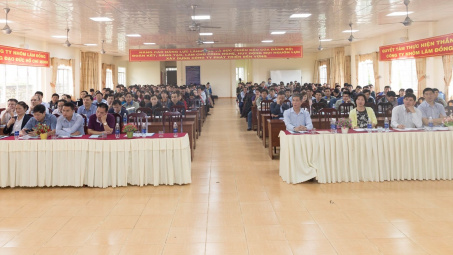 Đảng bộ Công ty Nhôm Lâm Đồng bồi dưỡng kiến thức cho Cán bộ, Đảng viên