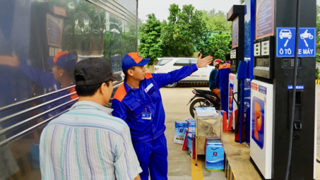 Petrolimex Sài Gòn: Cửa hàng đầu tiên theo chuẩn nhận diện mới chính thức khai trương