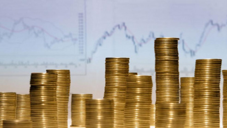 Giá vàng dừng tăng nhưng vẫn ở mức đỉnh (ngày 5/9)