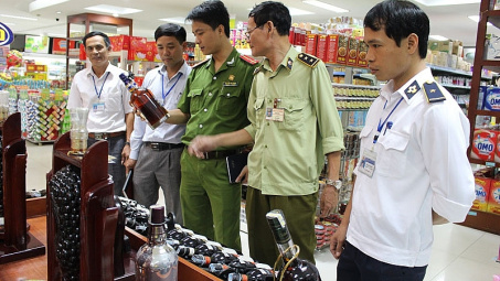 Kiểm tra gần 506,4 nghìn hồ sơ khai thuế, khởi tố 51 vụ án hình sự, chuyển các cơ quan khác khởi tố 164 vụ.