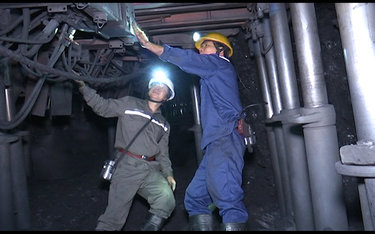 Viện Khoa học Công nghệ mỏ tập trung nghiên cứu cải thiện môi trường làm việc công nhân mỏ