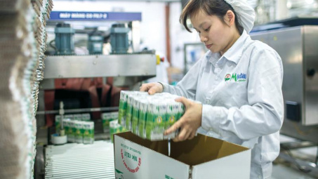 Vinamilk chính thức tham gia quản lý Mộc Châu Milk