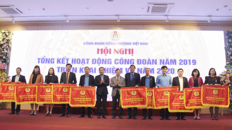 Công đoàn Công Thương: Biến khó khăn thành cơ hội, cùng đoàn viên vững bước chào năm mới