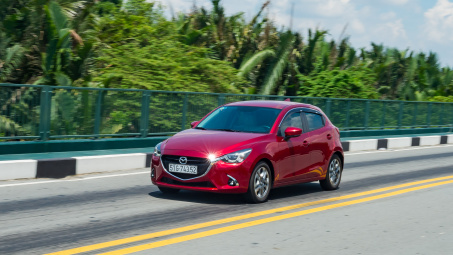 Chọn xe tầm giá 500 triệu đồng cho gia đình chơi Tết