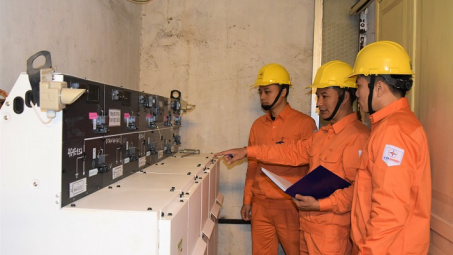 EVNHANOI chuẩn bị các phương án để đảm bảo điện an toàn liên tục