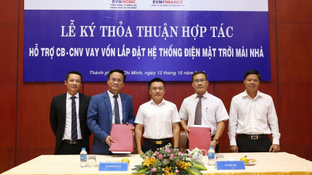 Ra mắt Easy Solar – EVNFinance đặt trọng tâm phát triển năng lượng xanh