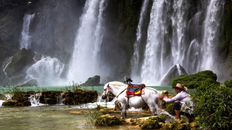 Thác Bản Giốc và những thắng cảnh du lịch Cao Bằng