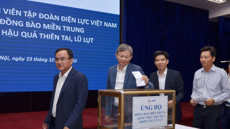 EVN chung tay ủng hộ đồng bào miền Trung