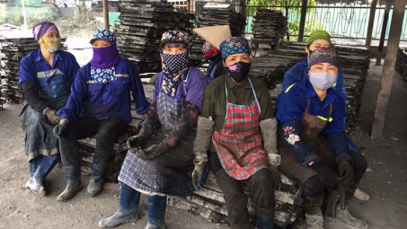 Nụ cười trên công trường