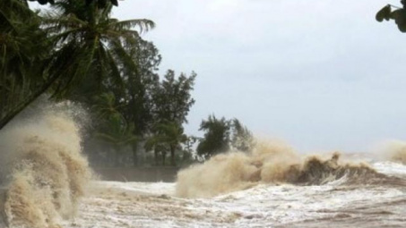 Thời tiết 27-10: Miền Trung đối mặt cơn bão mạnh nhất năm