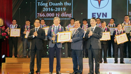EVN được vinh danh tại Lễ Tôn vinh Người nộp thuế tiêu biểu