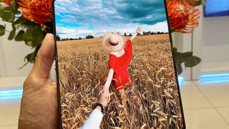 Rò rỉ Galaxy Z Fold 3 - Smartphone đầu tiên của Samsung có camera ẩn dưới màn hình