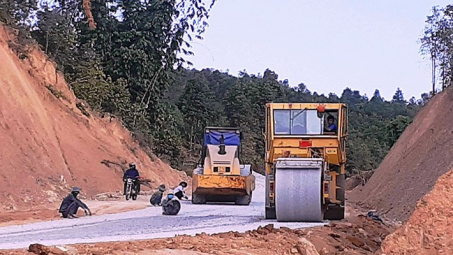 Giao thông Điện Biên: Cần huy động các nguồn lực để phát triển đồng bộ