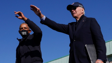 [Quốc tế nổi bật] Ông Obama lại sát cánh cùng ông Biden