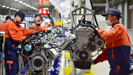 Kinh tế Trung Quốc phục hồi vững chắc, hoạt động sản xuất tiếp tục tăng trưởng mạnh