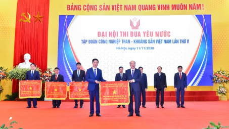 Nhôm Lâm Đồng: Nhận danh hiệu thi đua tại Đại hội thi đua yêu nước TKV lần thứ V
