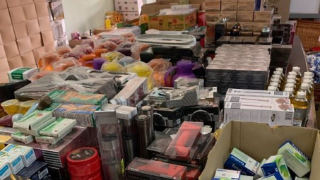 Bán mỹ phẩm lậu trên facebook, một cá nhân bị xử phạt hàng chục triệu đồng