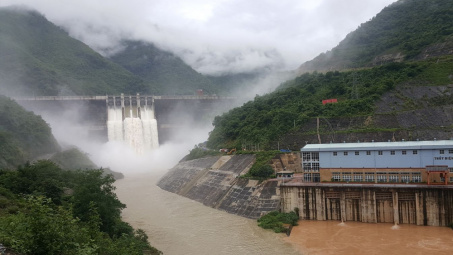 Bộ Công Thương chỉ đạo, điều hành ứng phó với bão số 13