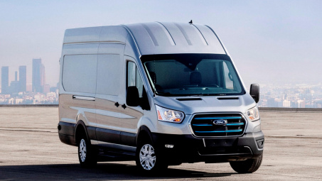 Ford trình làng mẫu xe chạy điện thương mại đầu tiên, nhiều cấu hình tuỳ chọn