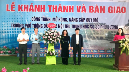 Petrolimex hỗ trợ 2 tỷ đồng nâng cấp trường Phú Lương