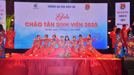 EPU tưng bừng tổ chức đêm “Gala chào tân sinh viên 2020”