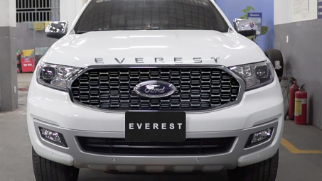 Cặp đôi ăn khách của Ford bất ngờ cập bến đại lý trước ngày ra mắt, một số trang bị sẽ bị cắt