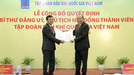 Phó Thủ tướng Trương Hòa Bình nhấn mạnh 6 nhiệm vụ trọng tâm với tân Bí thư Đảng ủy, Chủ tịch Petrovietnam