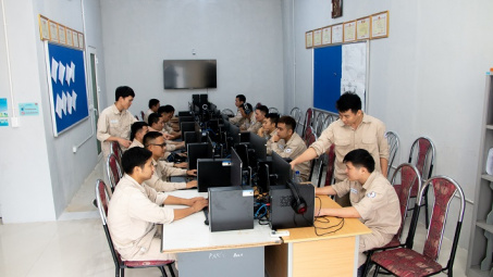 Dấu ấn ĐTN ngành điện lực Cách mạng Việt Nam và thế hệ trẻ vận hành Nhà máy thủy điện Lai Châu trong thời kỳ đổi mới