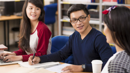 Code-switching in English Teaching for Students in Vietnam